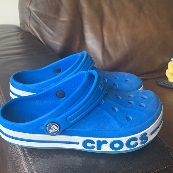 DONATED. Lot Crocs size 2 plus Zara jeans and Hartley tshirt and swim trunks - Picture 2 of 12